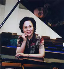 2016星海杯钢琴大赛评委谢元