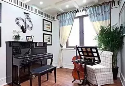 如何在家里打造一个专业琴房？