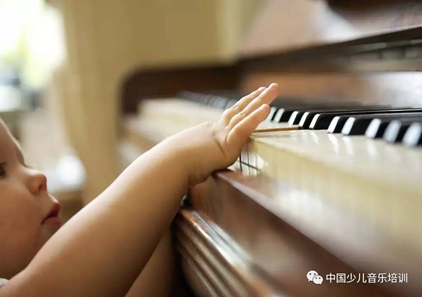 学琴，最后学得快的都是最早慢慢打基础的！
