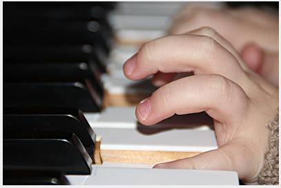 宝妈们看过来：你的孩子适合学钢琴吗？这是我见过的最佳分析！