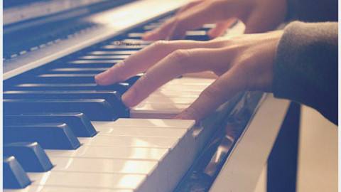 成人怎样才能最快学会钢琴？需要多长时间？