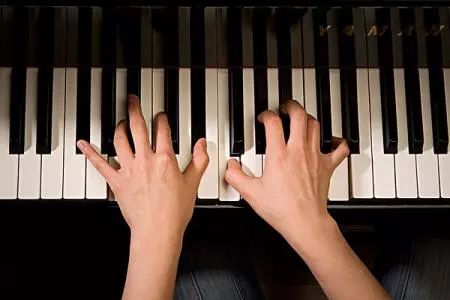 钢琴学习中如何练习好“节奏”？