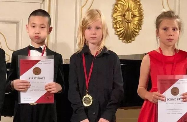 林永健8岁儿子获国际钢琴比赛一等奖