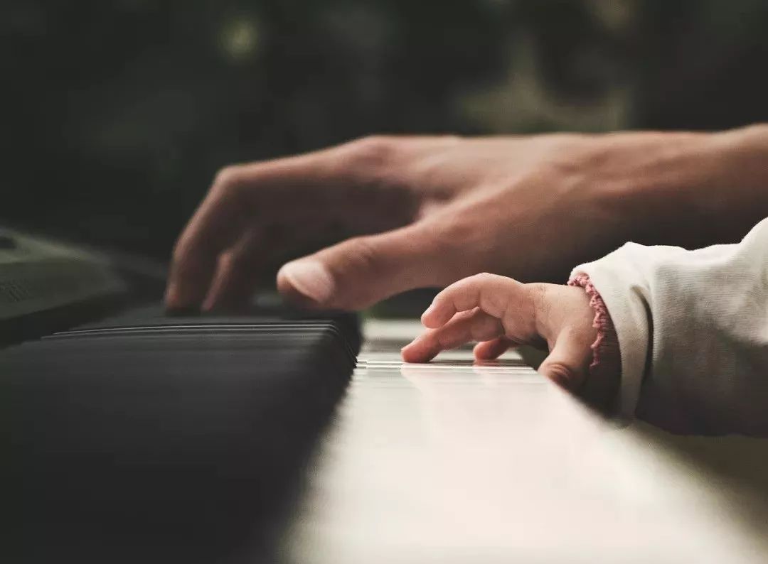 一位钢琴老师分享给家长的几条经验和建议