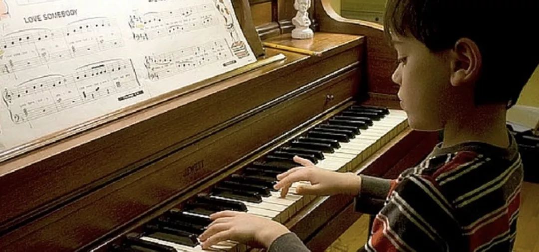 学钢琴，每周应该上几节课？
